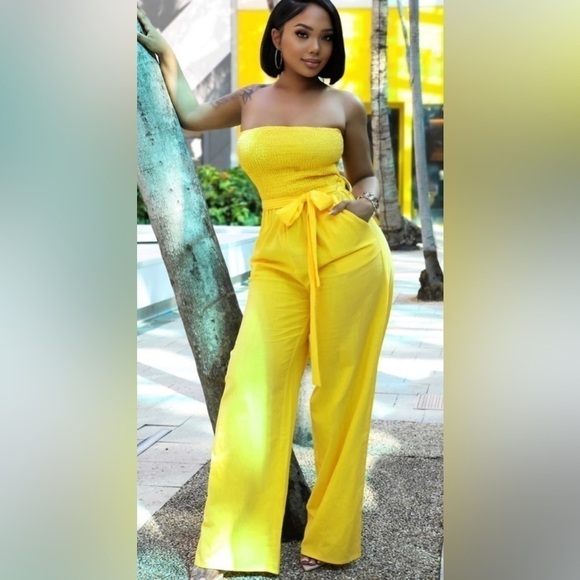 Summer White! White Strapless Jumpsuit - Picture 4 of 4